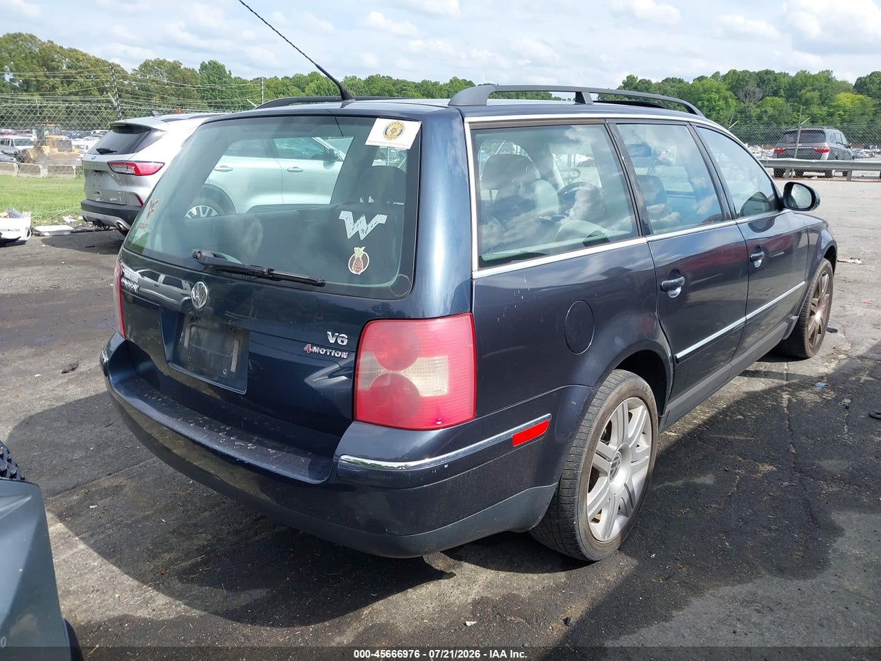 2005 VOLKSWAGEN PASSAT GLX · 4/11