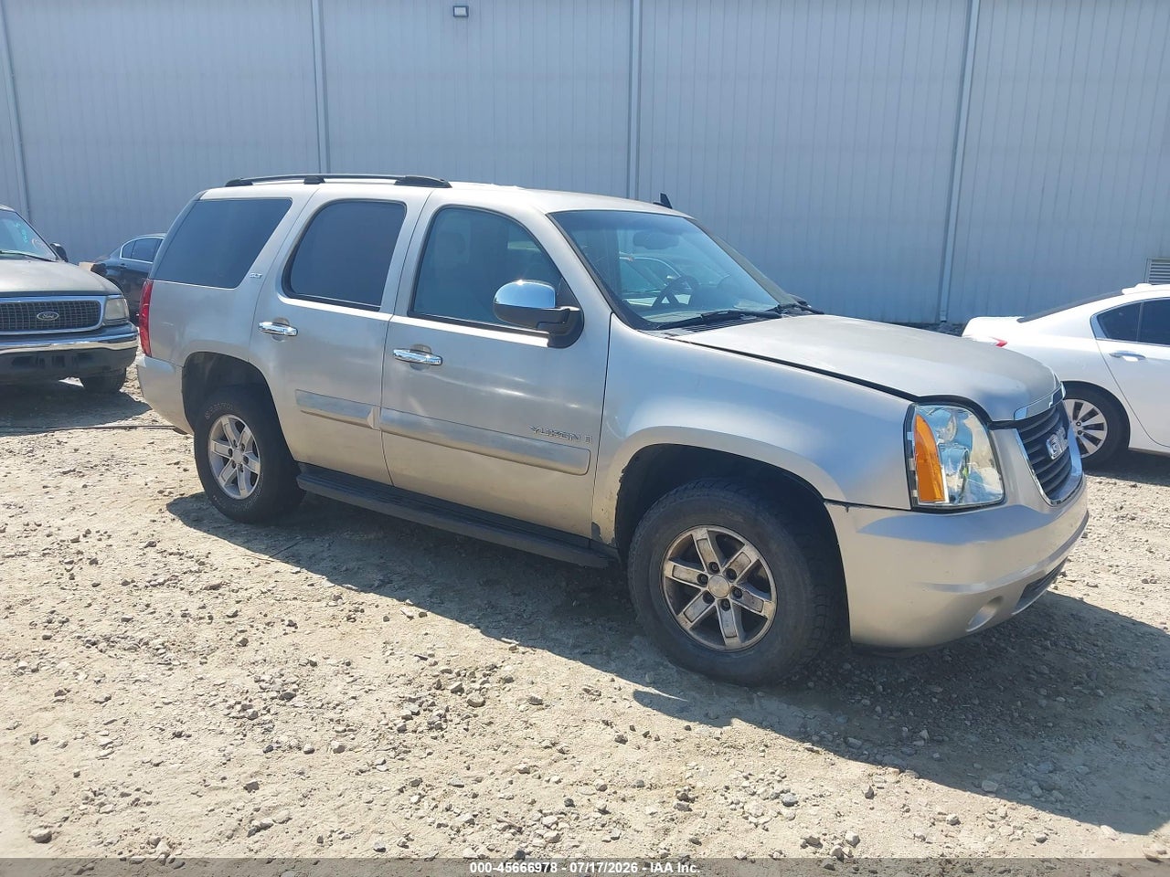 1GKFC13J77R****** · 2007 GMC YUKON SLT