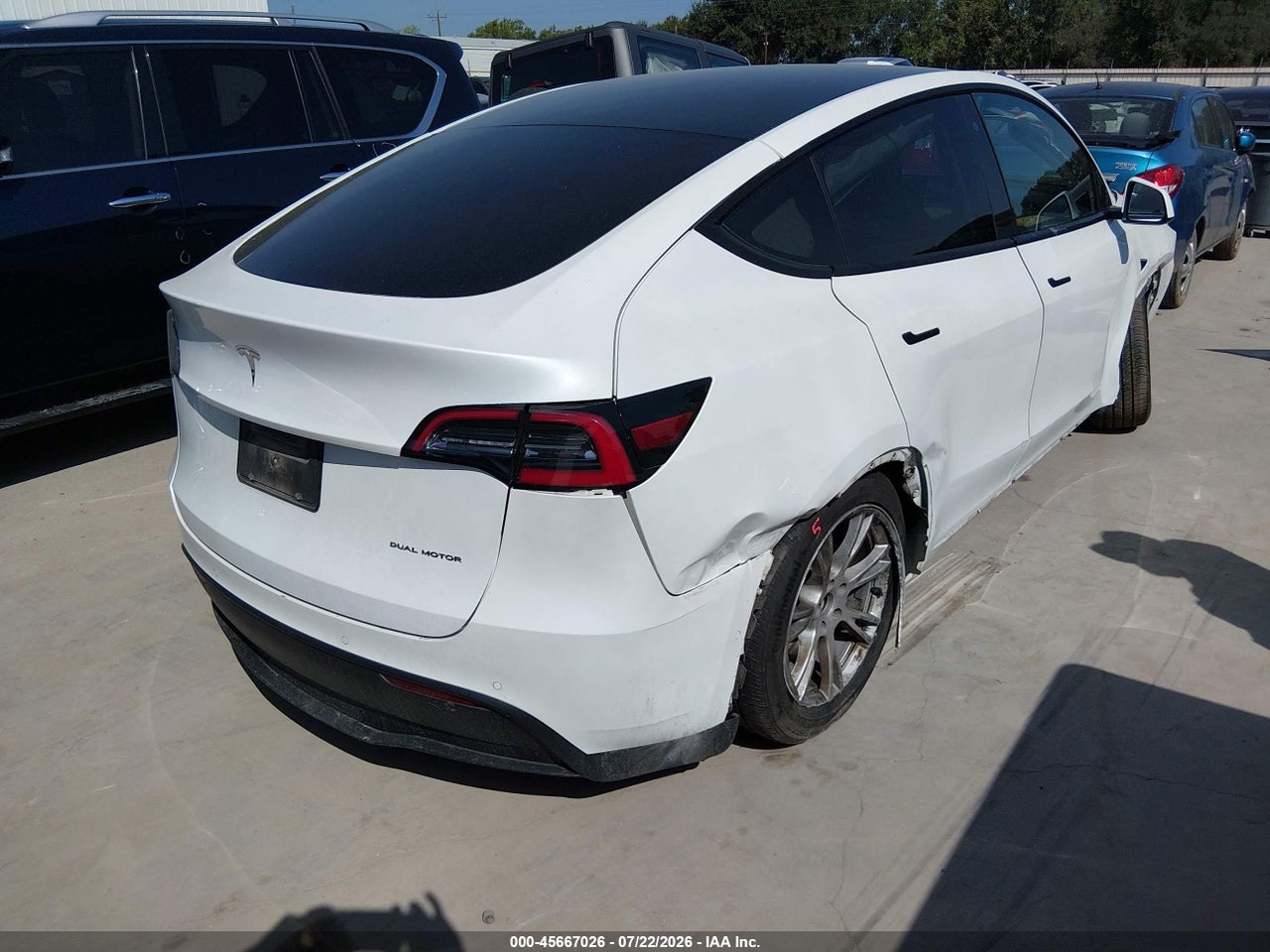 2020 TESLA MODEL Y LONG RANGE DUAL MOTOR ALL-WHEEL DRIVE · 4/10