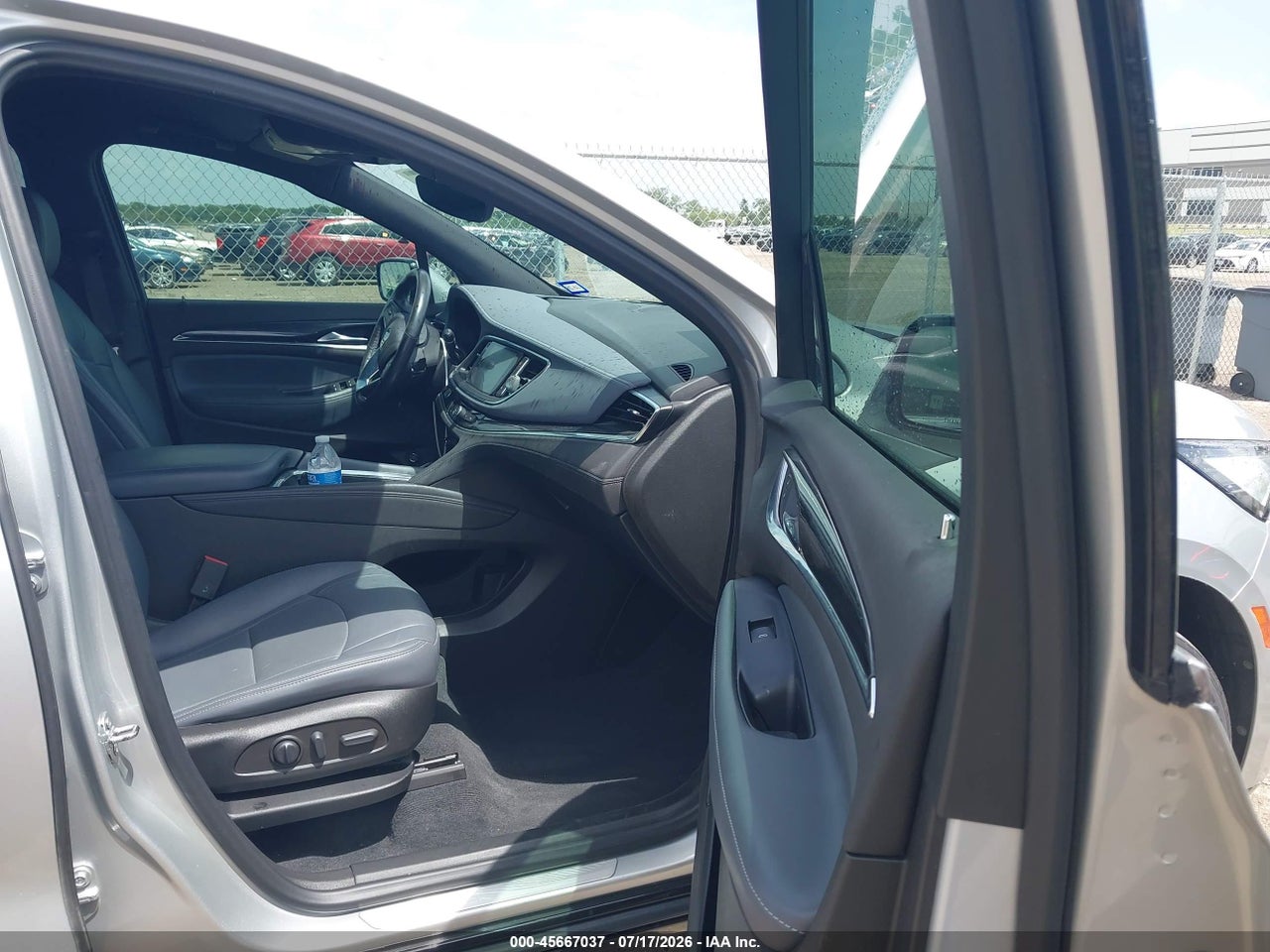 2022 BUICK ENCLAVE FWD ESSENCE · 5/11