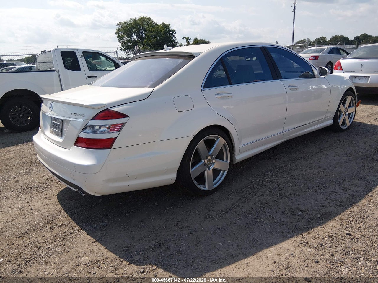 2009 MERCEDES-BENZ S 550 · 4/11