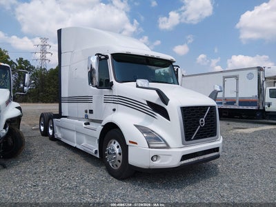 4V4WC9EH0KN****** · 2019 VOLVO VNR