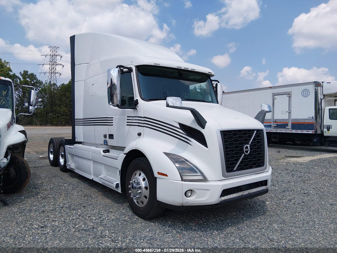 4V4WC9EH0KN****** · 2019 VOLVO VNR