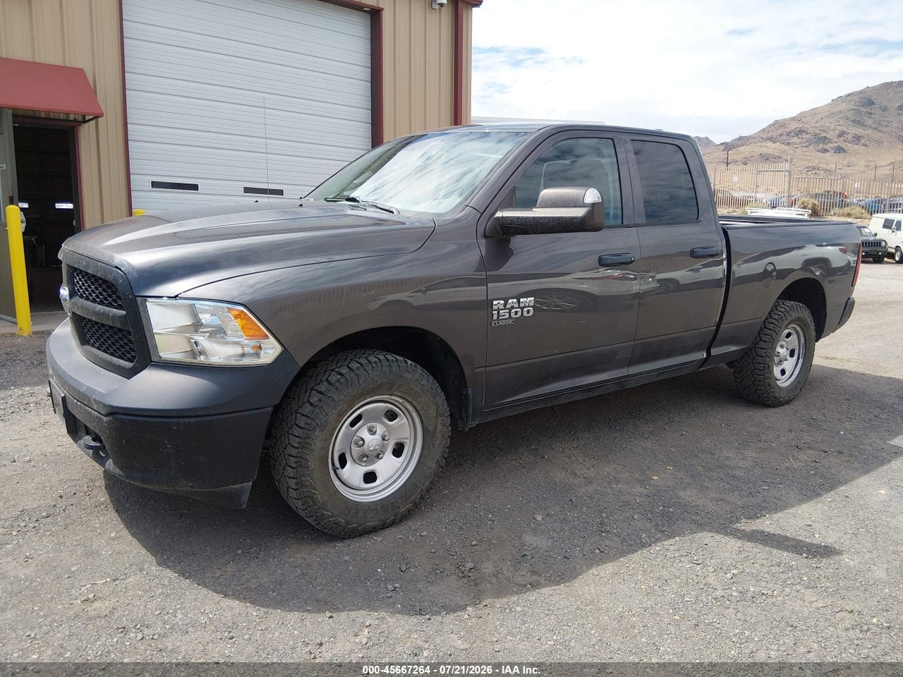 2020 RAM 1500 CLASSIC TRADESMAN  4X4 6'4 BOX · 2/11