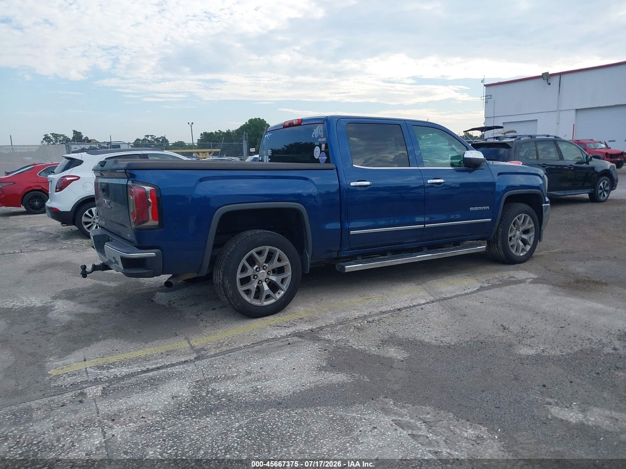 2016 GMC SIERRA 1500 SLT · 4/11