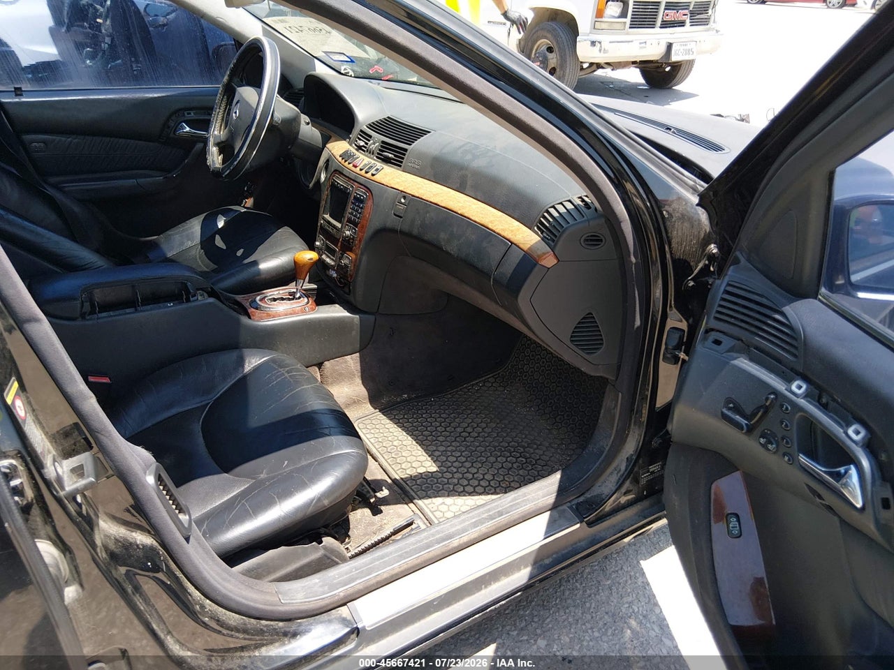 2001 MERCEDES-BENZ S 430   · 5/11
