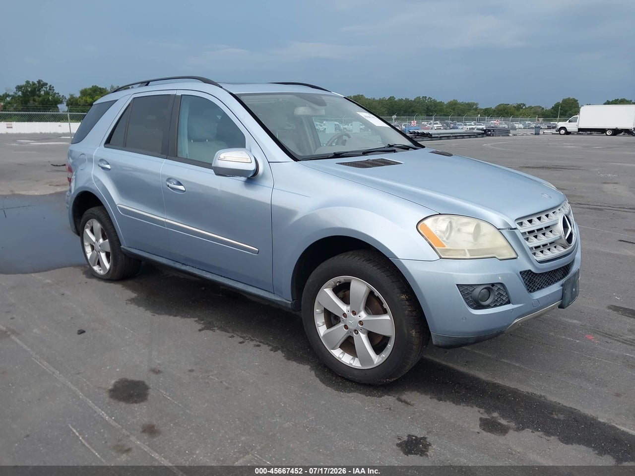 4JGBB86E29A****** · 2009 MERCEDES-BENZ ML 350 4MATIC