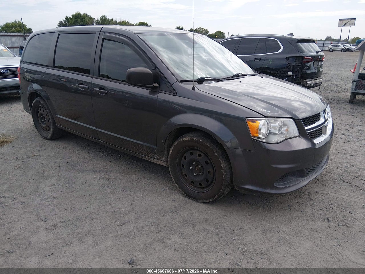 2C4RDGBGXJR****** · 2018 DODGE GRAND CARAVAN SE