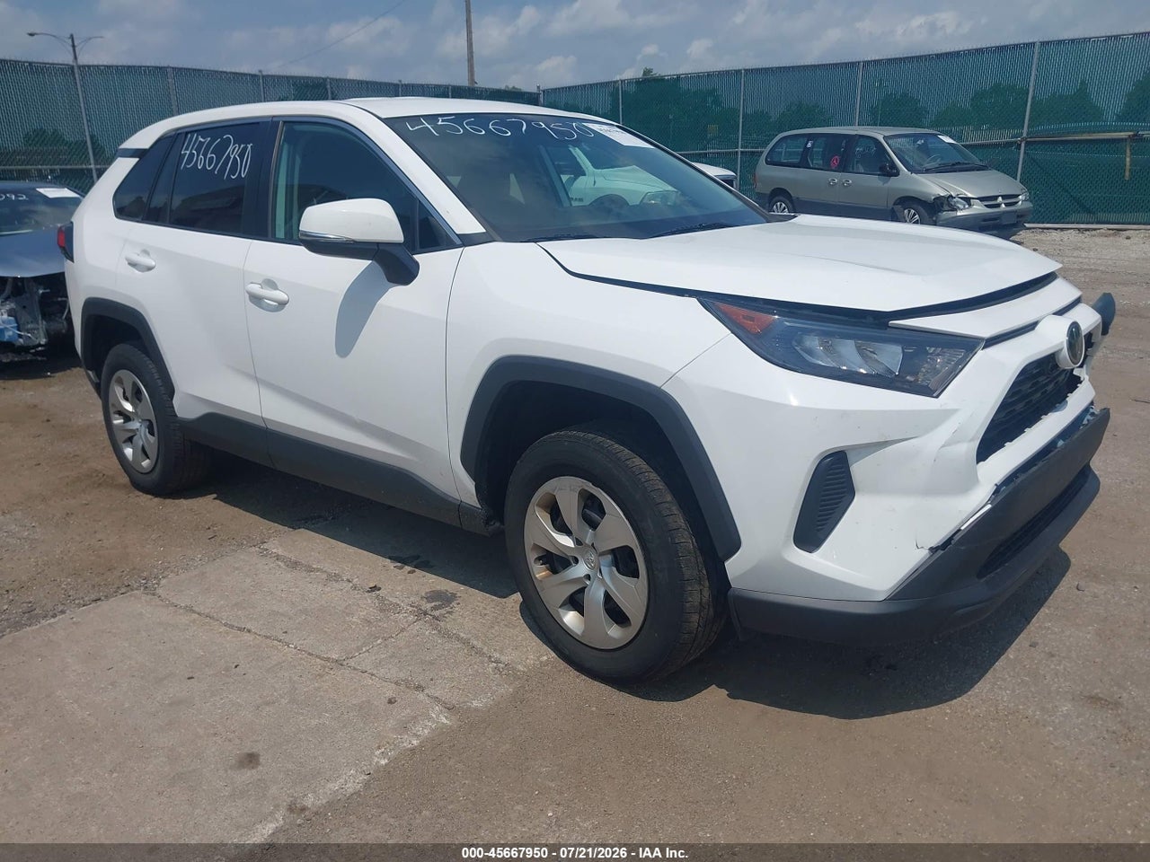 2T3G1RFV4NC****** · 2022 TOYOTA RAV4 LE