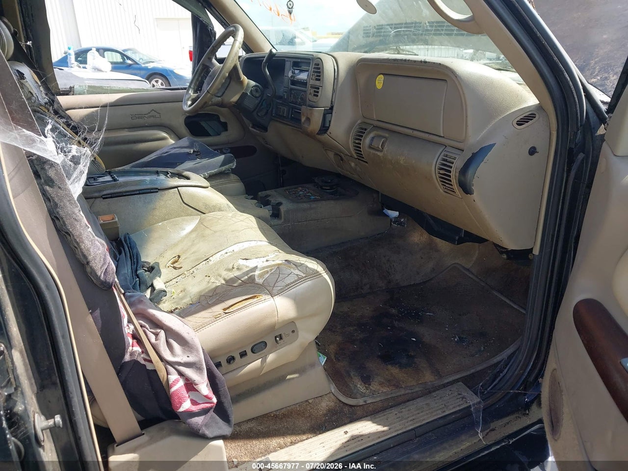 1999 GMC DENALI   · 5/11