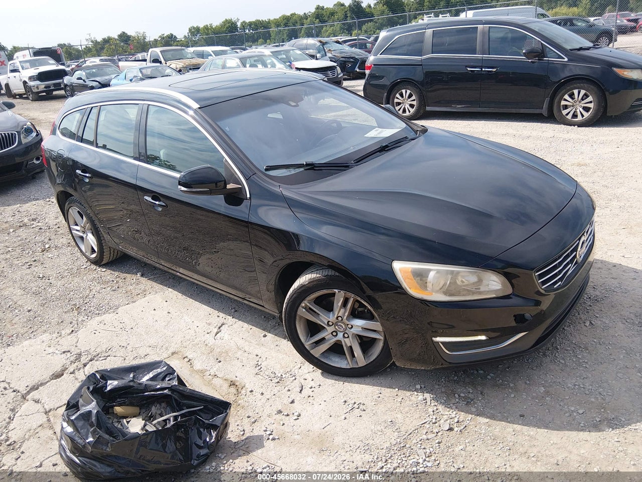 YV140MEBXF1****** · 2015 VOLVO V60 T5 PREMIER