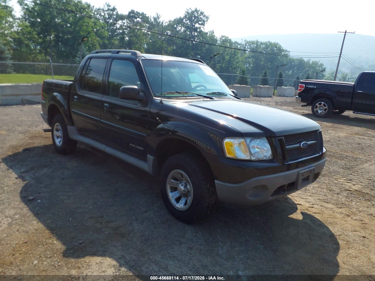 1FMZU77E01U****** · 2001 FORD EXPLORER SPORT TRAC
