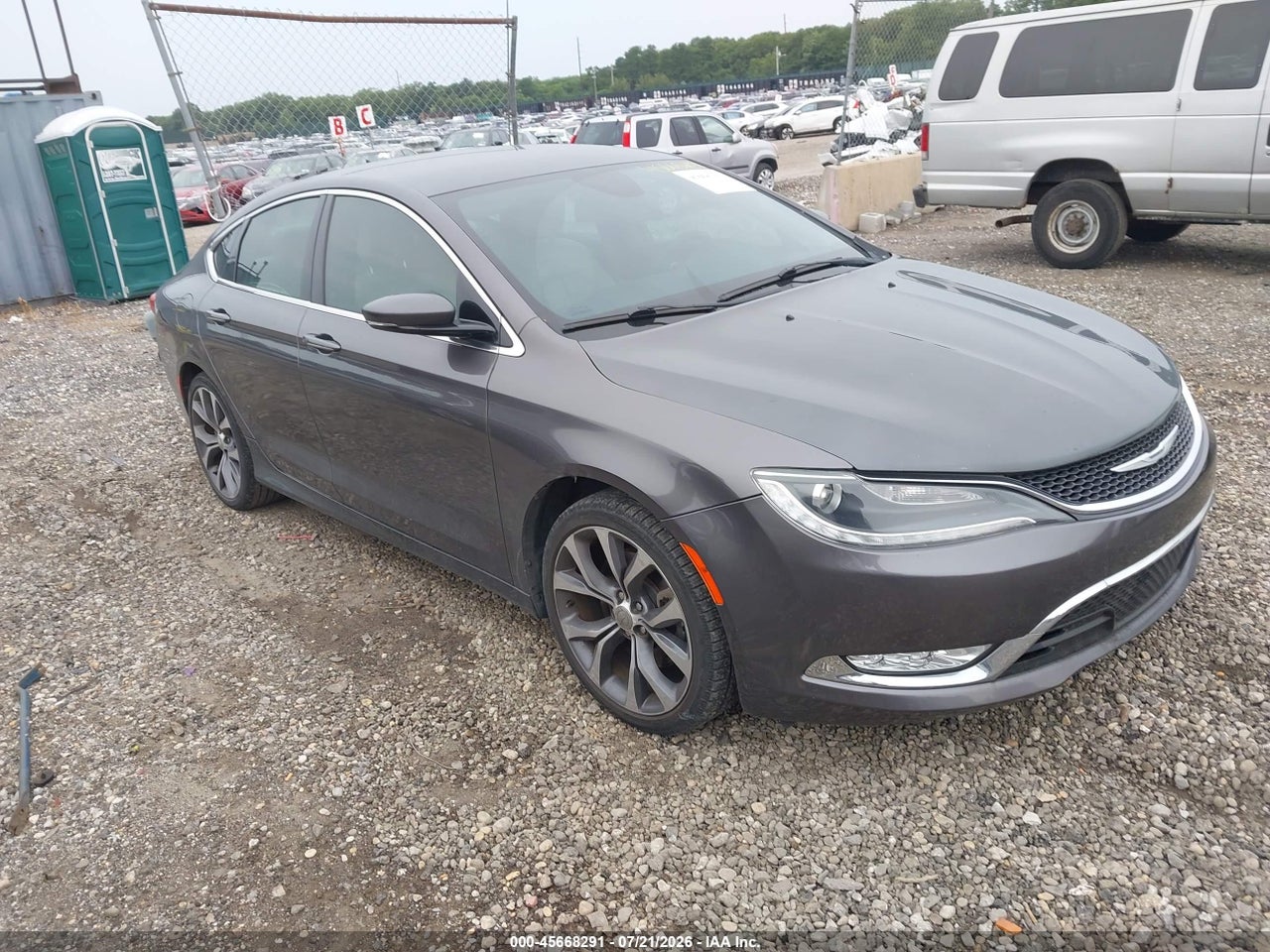 1C3CCCCG2FN****** · 2015 CHRYSLER 200 C