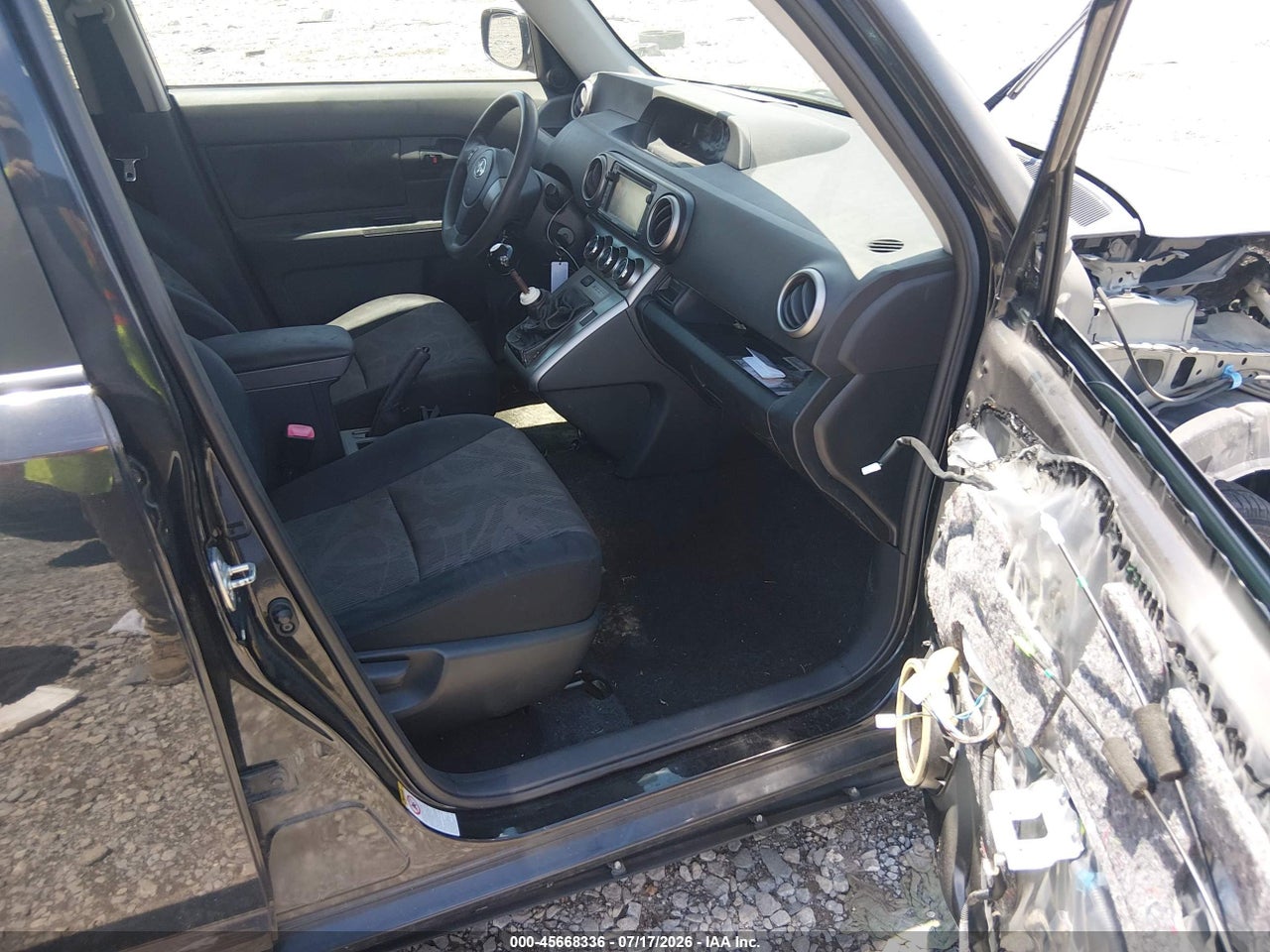 2015 SCION XB · 5/11