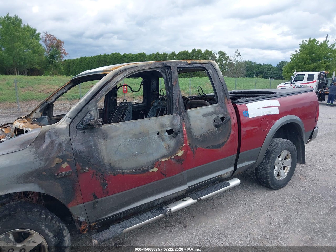 2012 DODGE RAM 1500 SLT · 6/10