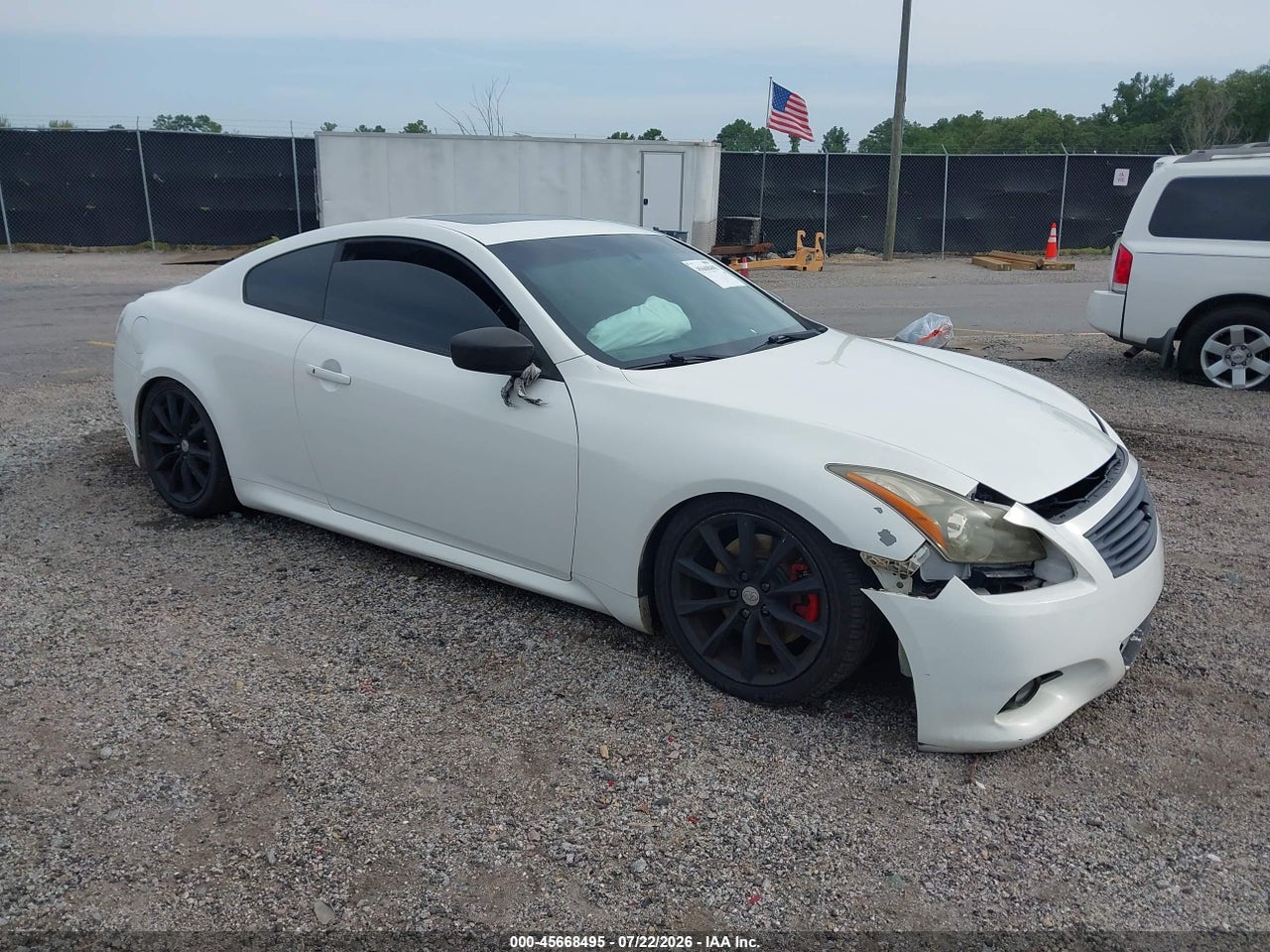JN1CV6EK7BM****** · 2011 INFINITI G37 JOURNEY