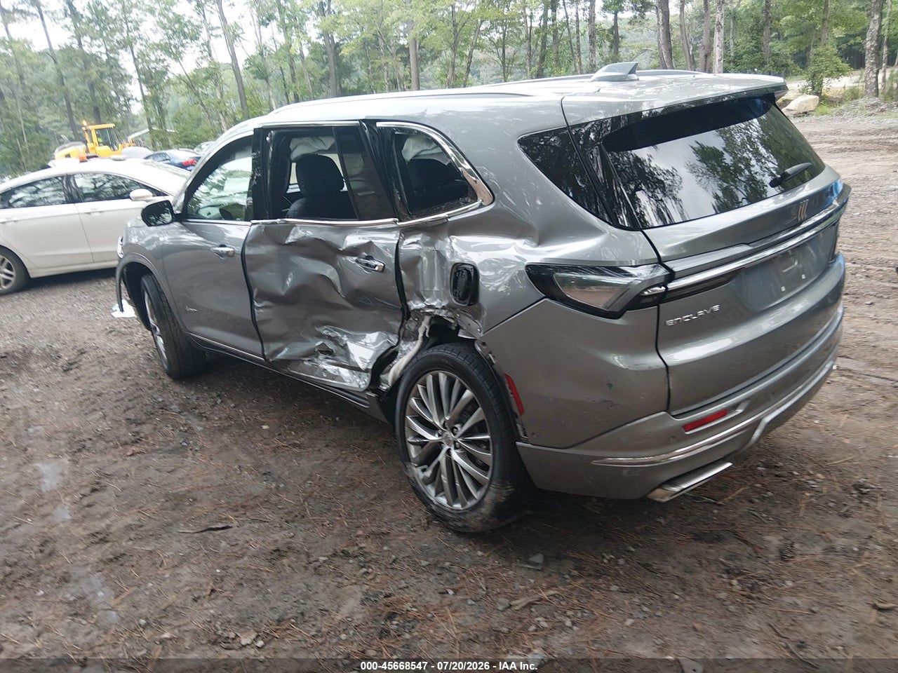 2026 BUICK ENCLAVE AVENIR FWD · 3/10