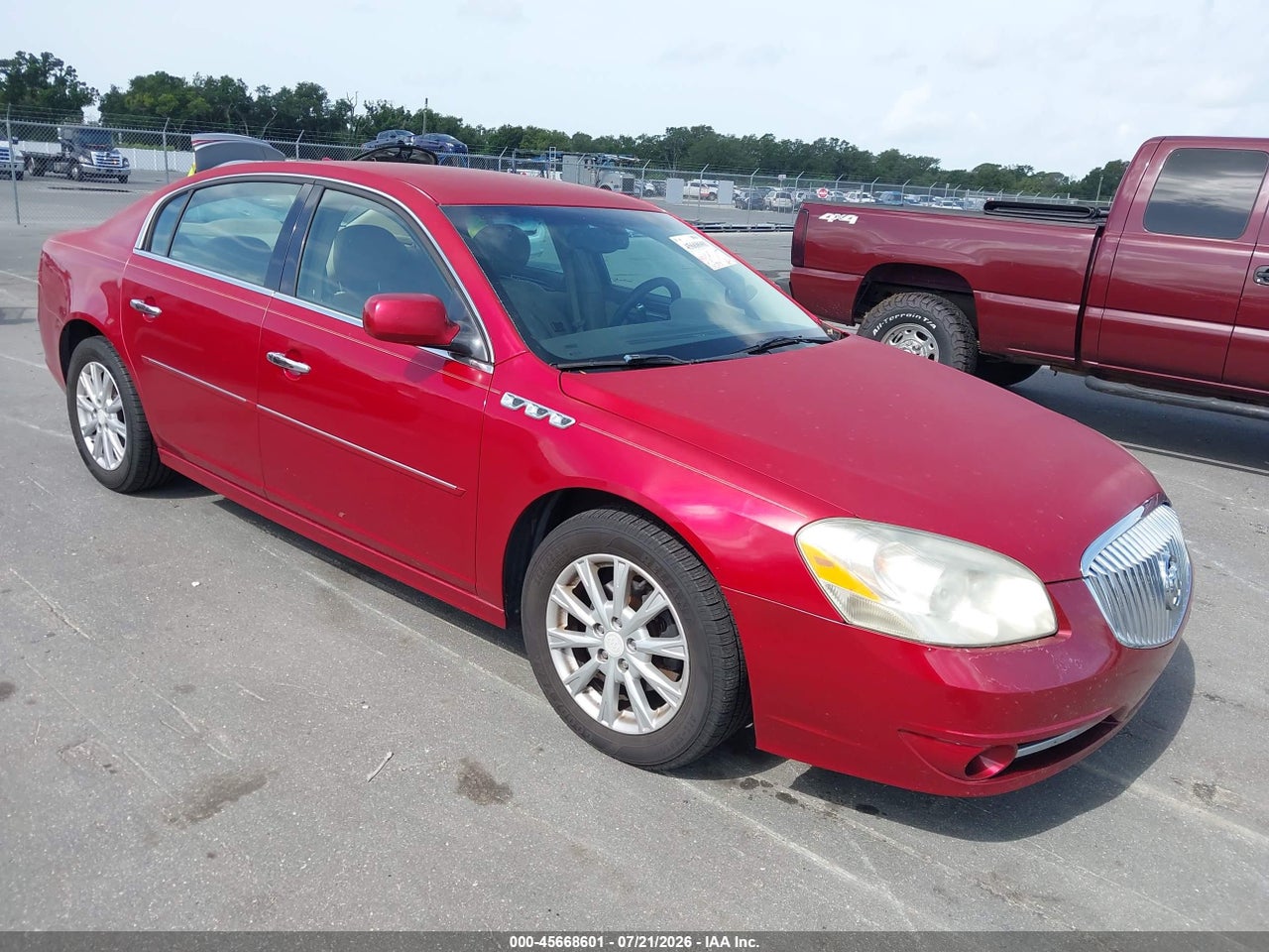 1G4HC5EM2BU****** · 2011 BUICK LUCERNE CXL