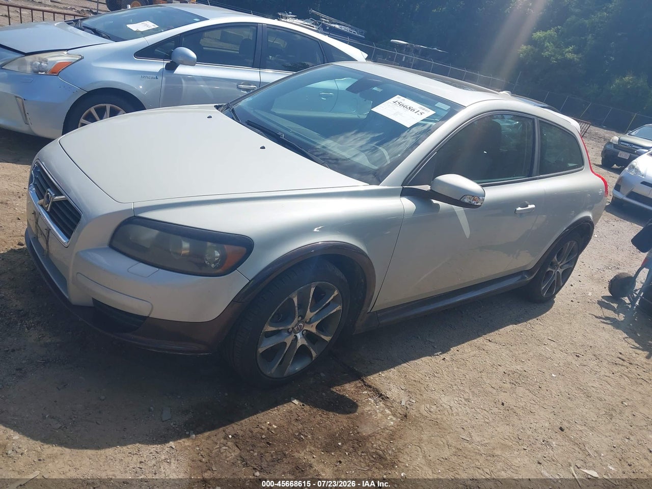 2008 VOLVO C30 T5 R-DESIGN/T5 VERSION 1.0/T5 VERSION 2.0 · 2/11