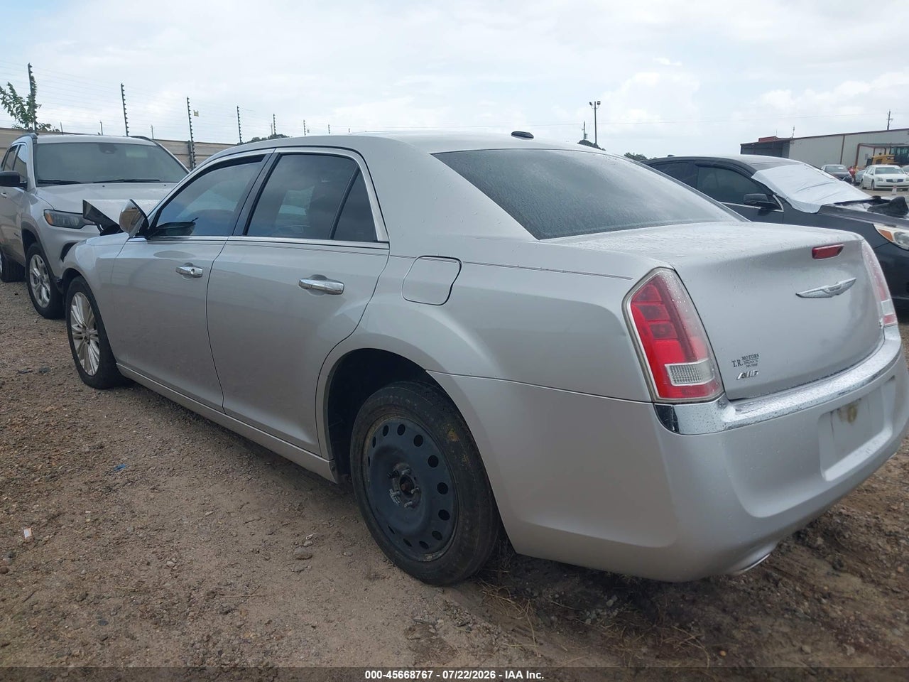 2012 CHRYSLER 300 LIMITED · 3/11
