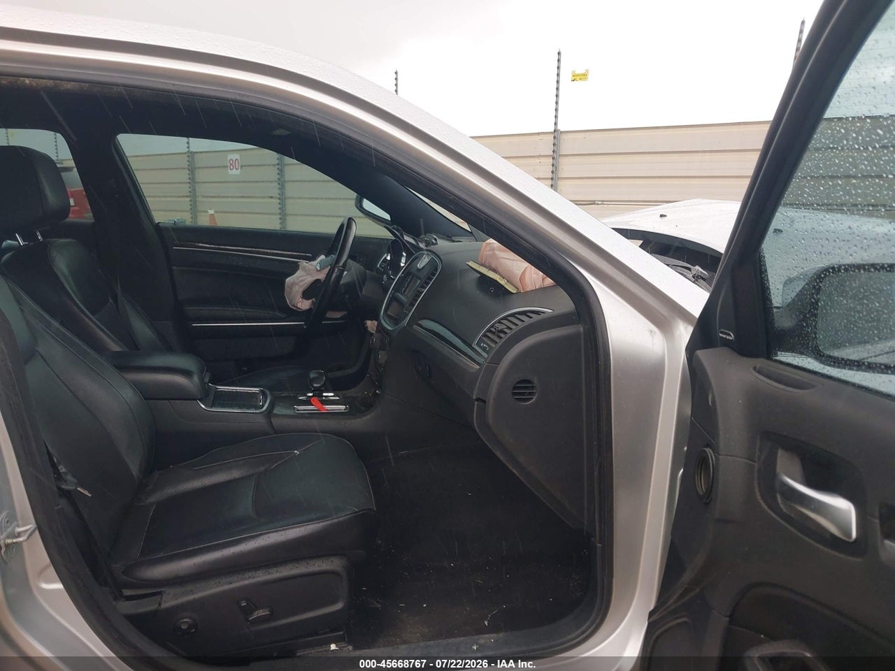 2012 CHRYSLER 300 LIMITED · 5/11