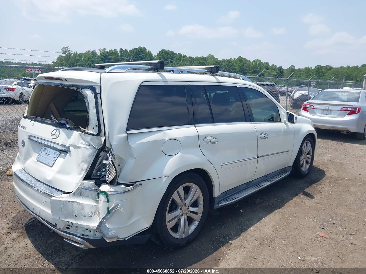 2012 MERCEDES-BENZ GL 450 4MATIC · 4/11
