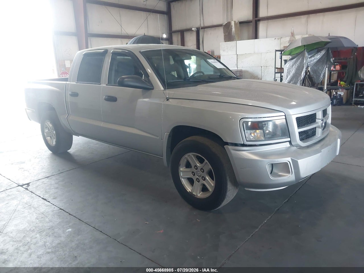 1D7RE3GK4BS****** · 2011 RAM DAKOTA BIGHORN/LONESTAR