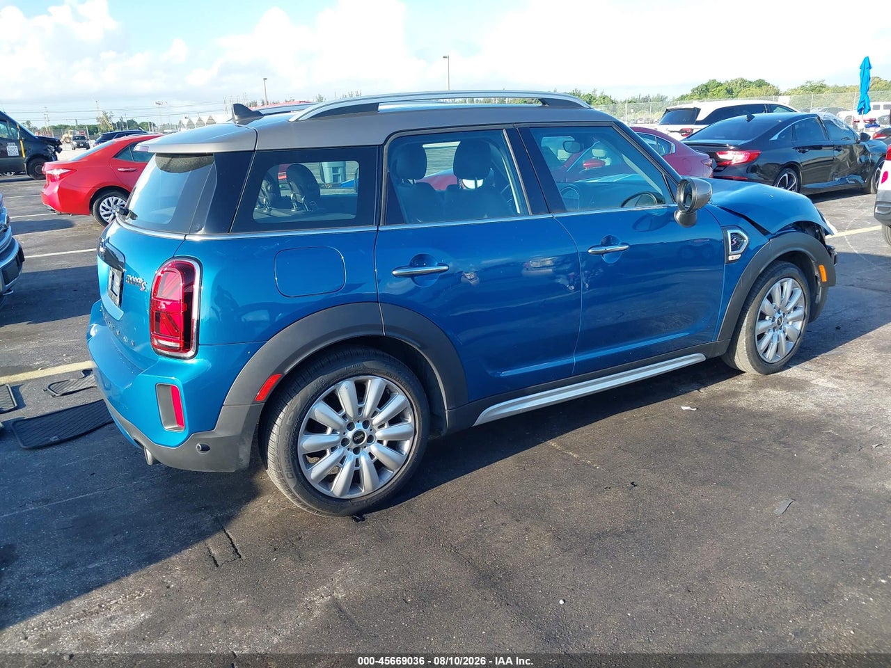2022 MINI COUNTRYMAN COOPER S · 4/11