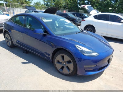 5YJ3E1EA1NF****** · 2022 TESLA MODEL 3 REAR-WHEEL DRIVE