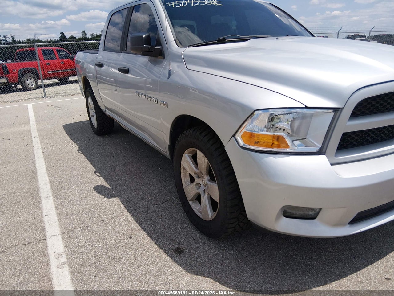 2012 RAM 1500 ST · 6/11