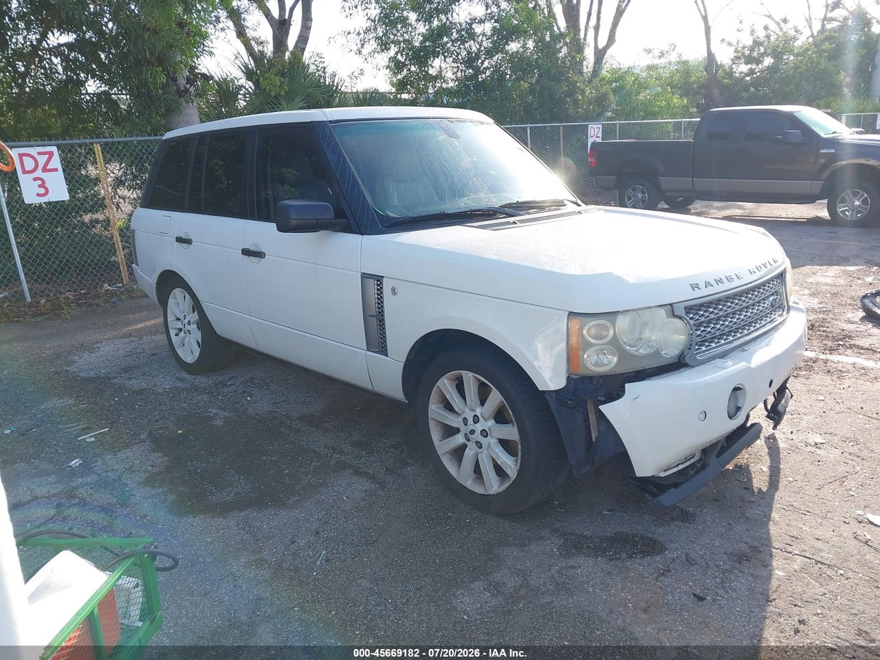 SALMF134X8A****** · 2008 LAND ROVER RANGE ROVER SUPERCHARGED