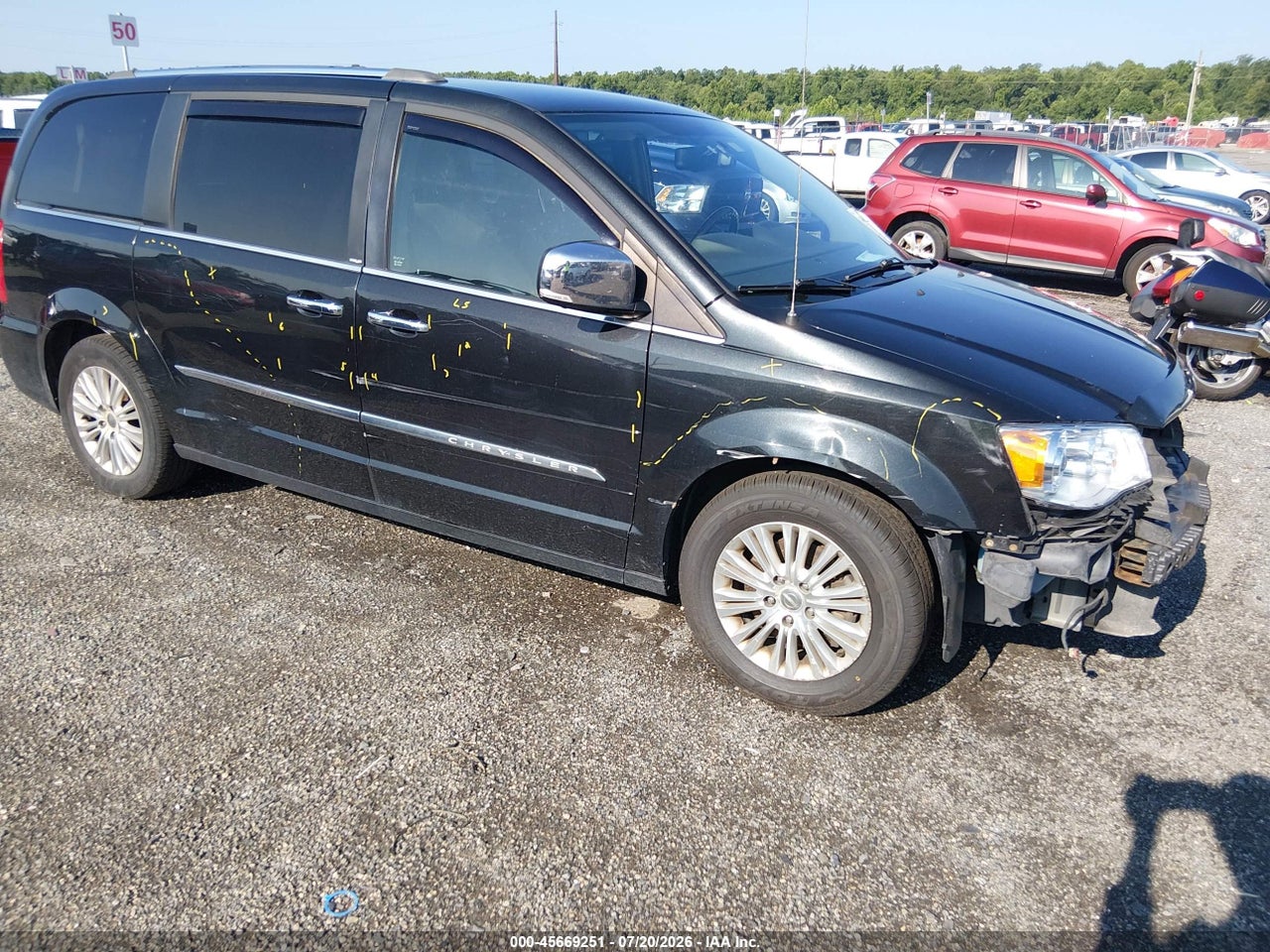 2C4RC1GG2ER****** · 2014 CHRYSLER TOWN &amp; COUNTRY LIMITED