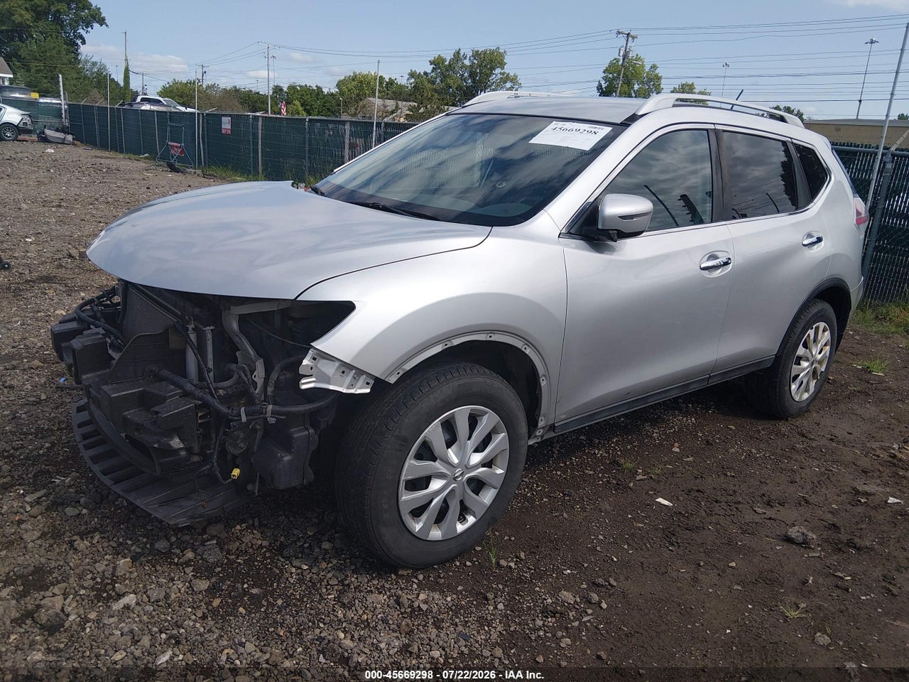 2016 NISSAN ROGUE S · 2/11