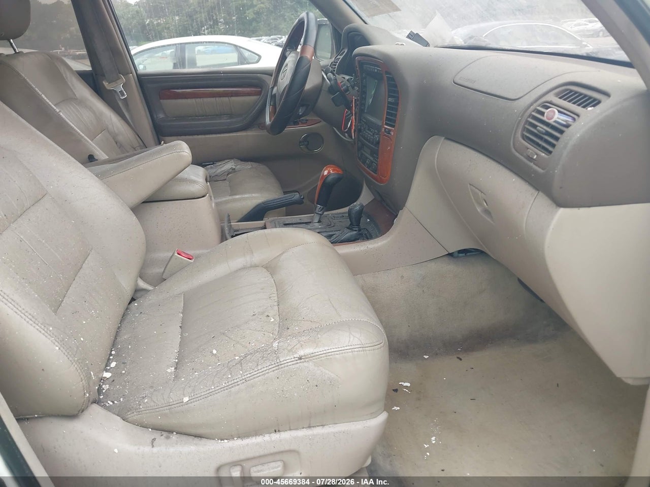 2002 LEXUS LX 470 · 5/11