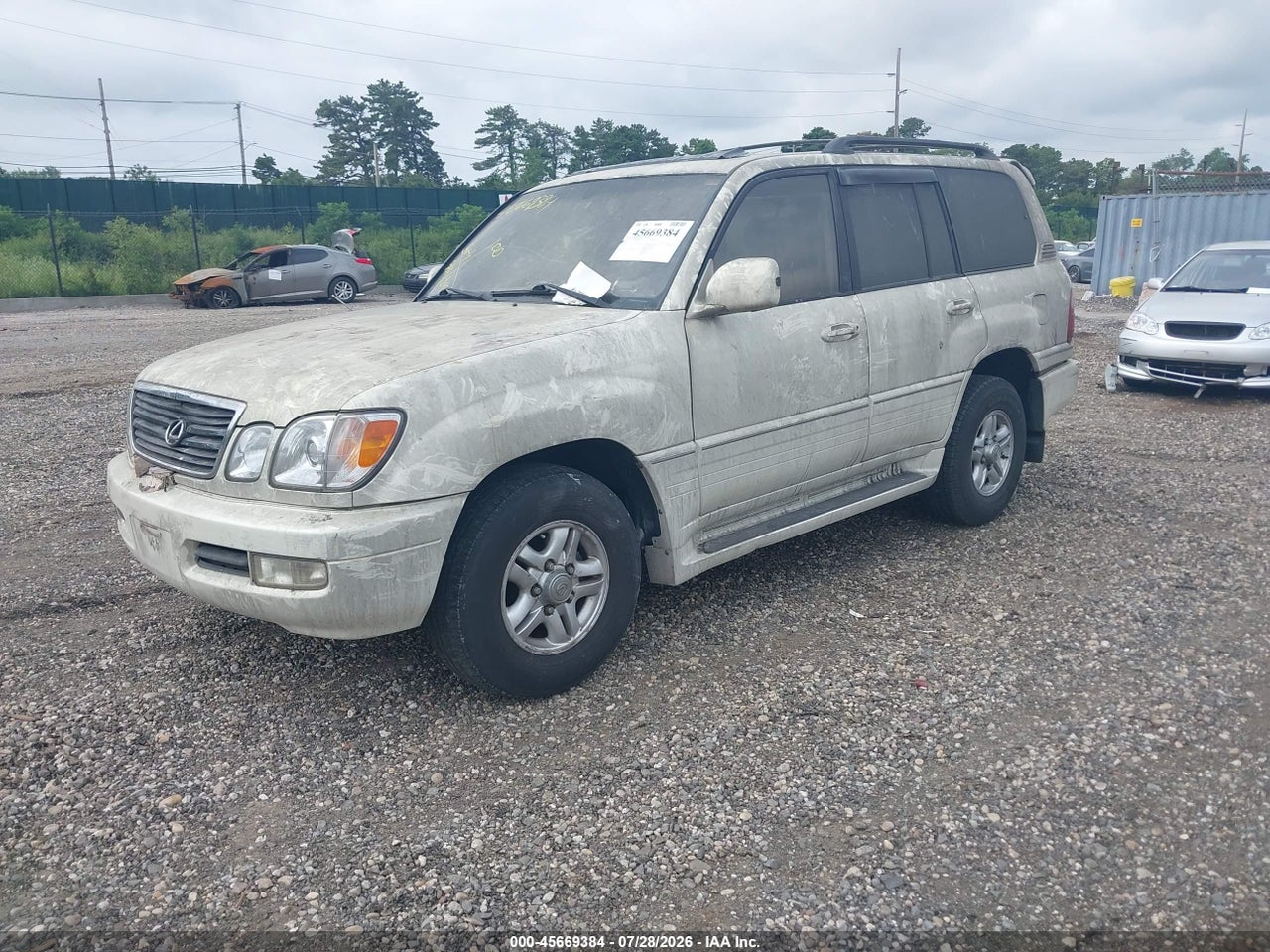 2002 LEXUS LX 470 · 2/11
