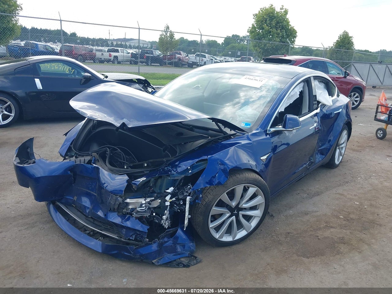 5YJ3E1EBXLF****** · 2020 TESLA MODEL 3 LONG RANGE DUAL MOTOR ALL-WHEEL DRIVE · 2/9