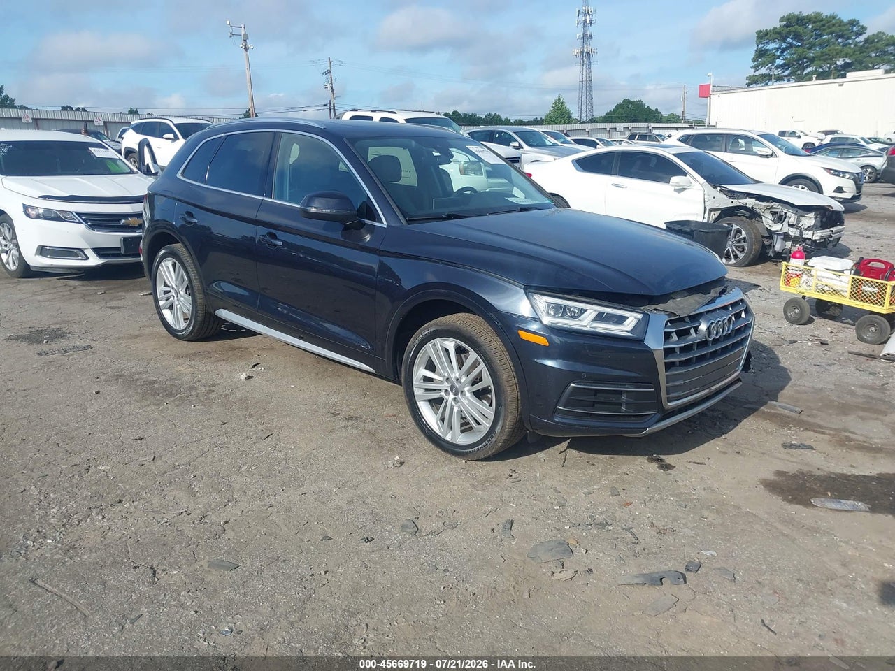 WA1BNAFY1J2****** · 2018 AUDI Q5 2.0T PREMIUM/2.0T TECH PREMIUM