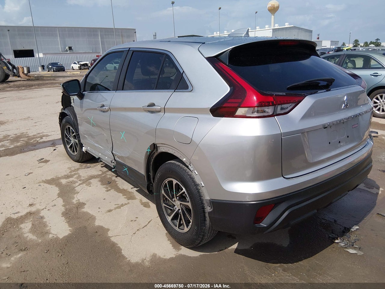2022 MITSUBISHI ECLIPSE CROSS ES · 3/11