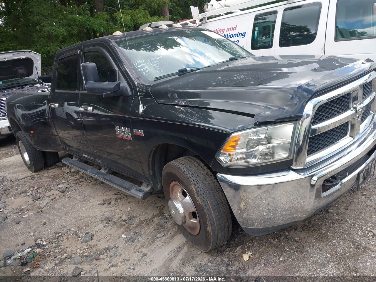2017 RAM 3500 TRADESMAN 4X2 8' BOX