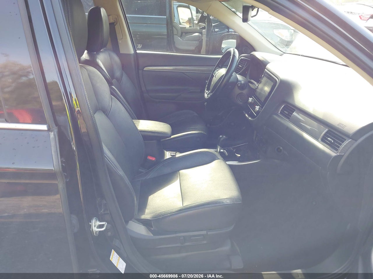 2020 MITSUBISHI OUTLANDER SEL 2.4 · 5/11