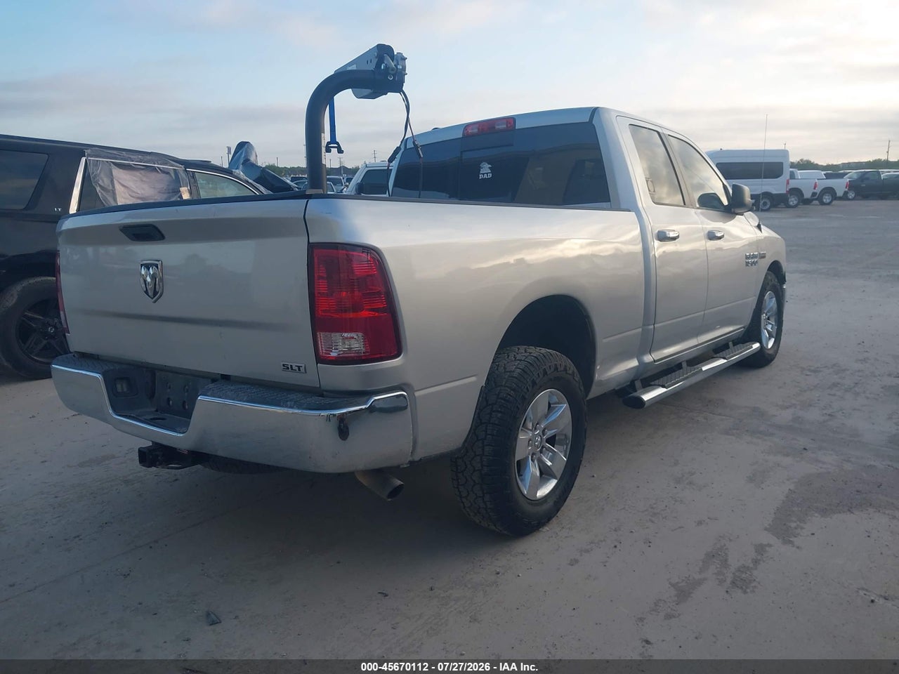 2016 RAM 1500 SLT · 4/11