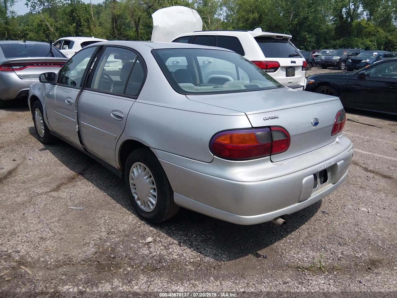 2005 CHEVROLET CLASSIC · 3/11