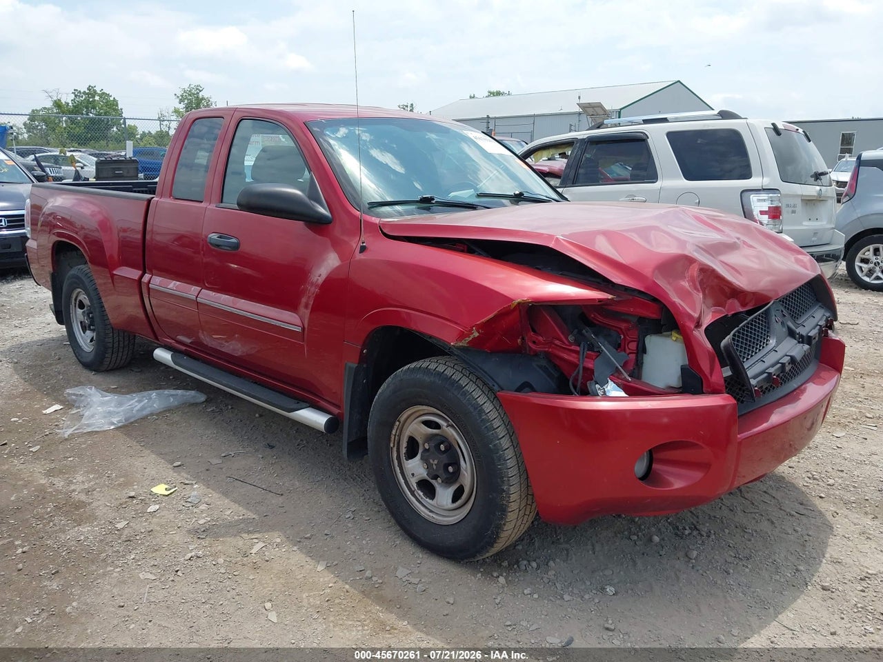 1Z7HC22K68S****** · 2008 MITSUBISHI RAIDER LS