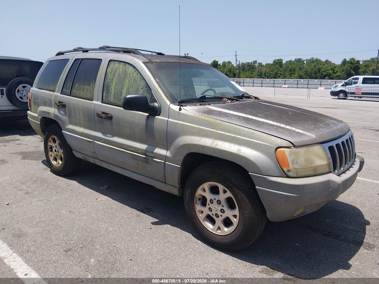 1J4G248S7YC****** · 2000 JEEP GRAND CHEROKEE LAREDO
