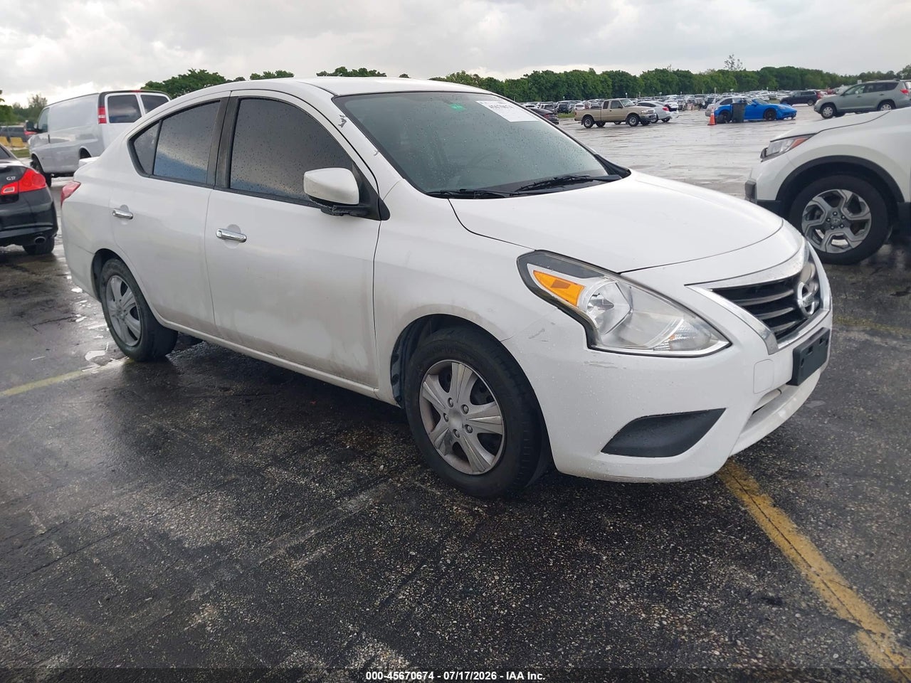 3N1CN7AP5KL****** · 2019 NISSAN VERSA 1.6 SV