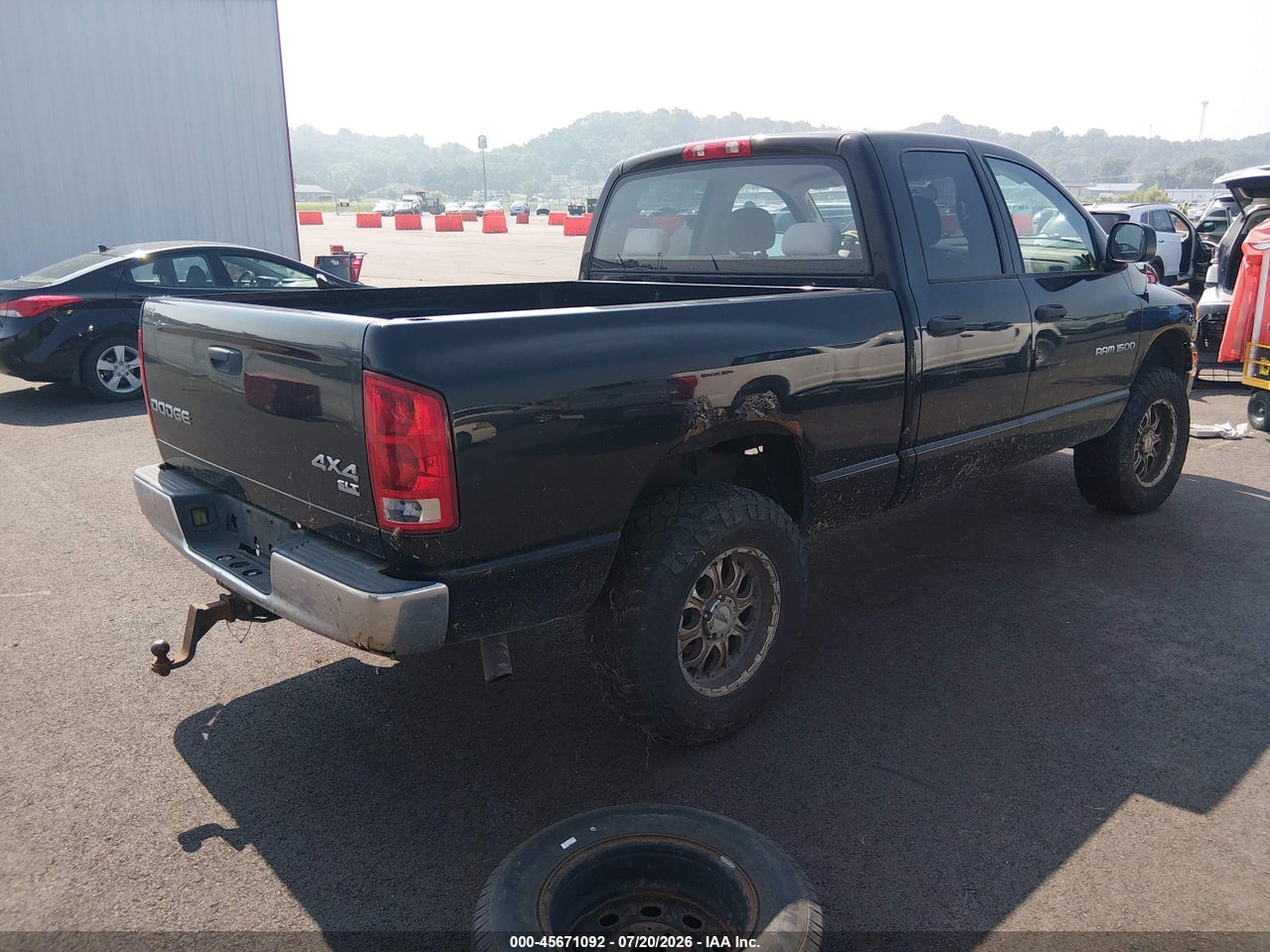 2004 DODGE RAM 1500 SLT/LARAMIE · 4/11