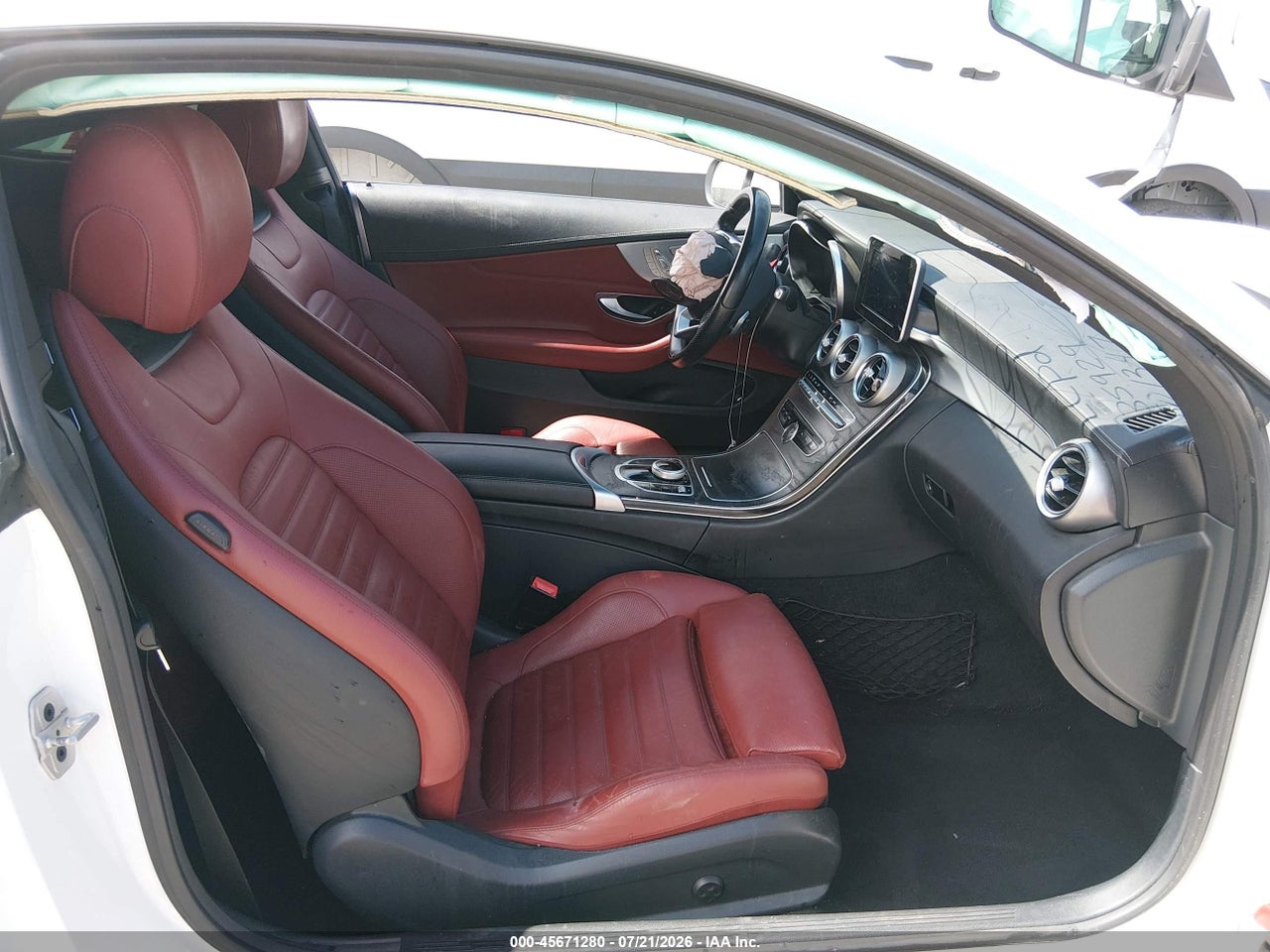 2017 MERCEDES-BENZ C 300 · 5/11