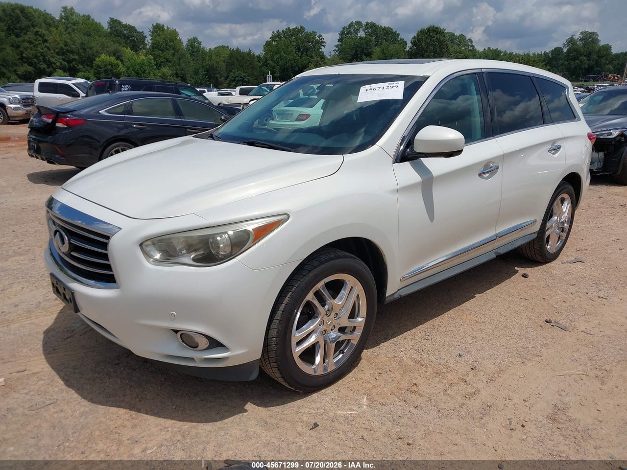 2013 INFINITI JX35 · 2/11