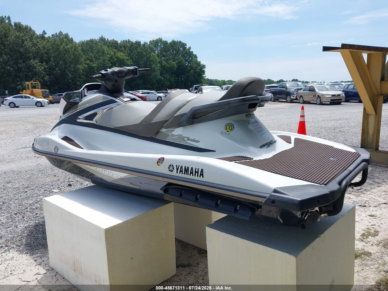 2015 YAMAHA VX CRUISER HO · 3/11
