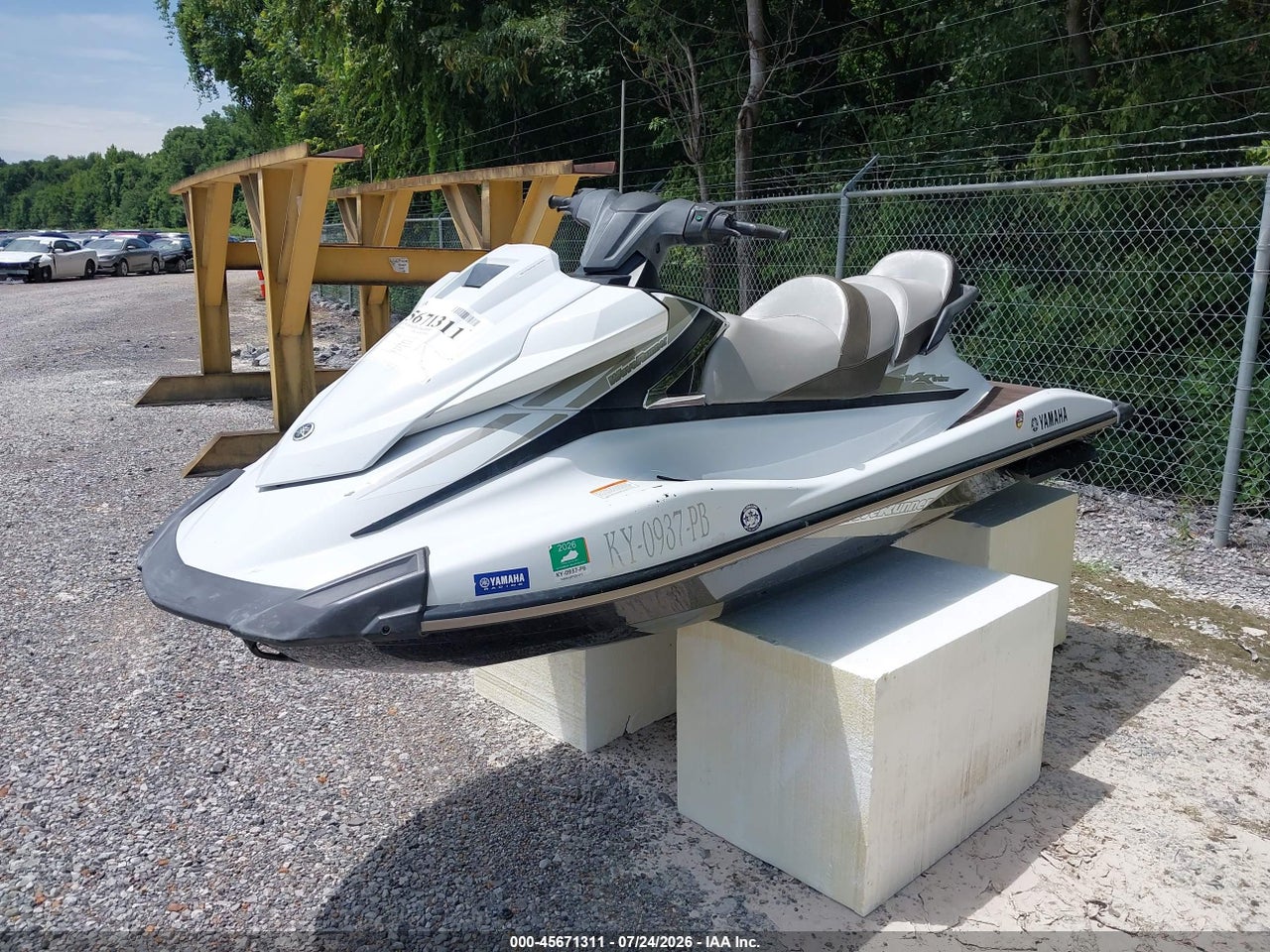 2015 YAMAHA VX CRUISER HO · 2/11